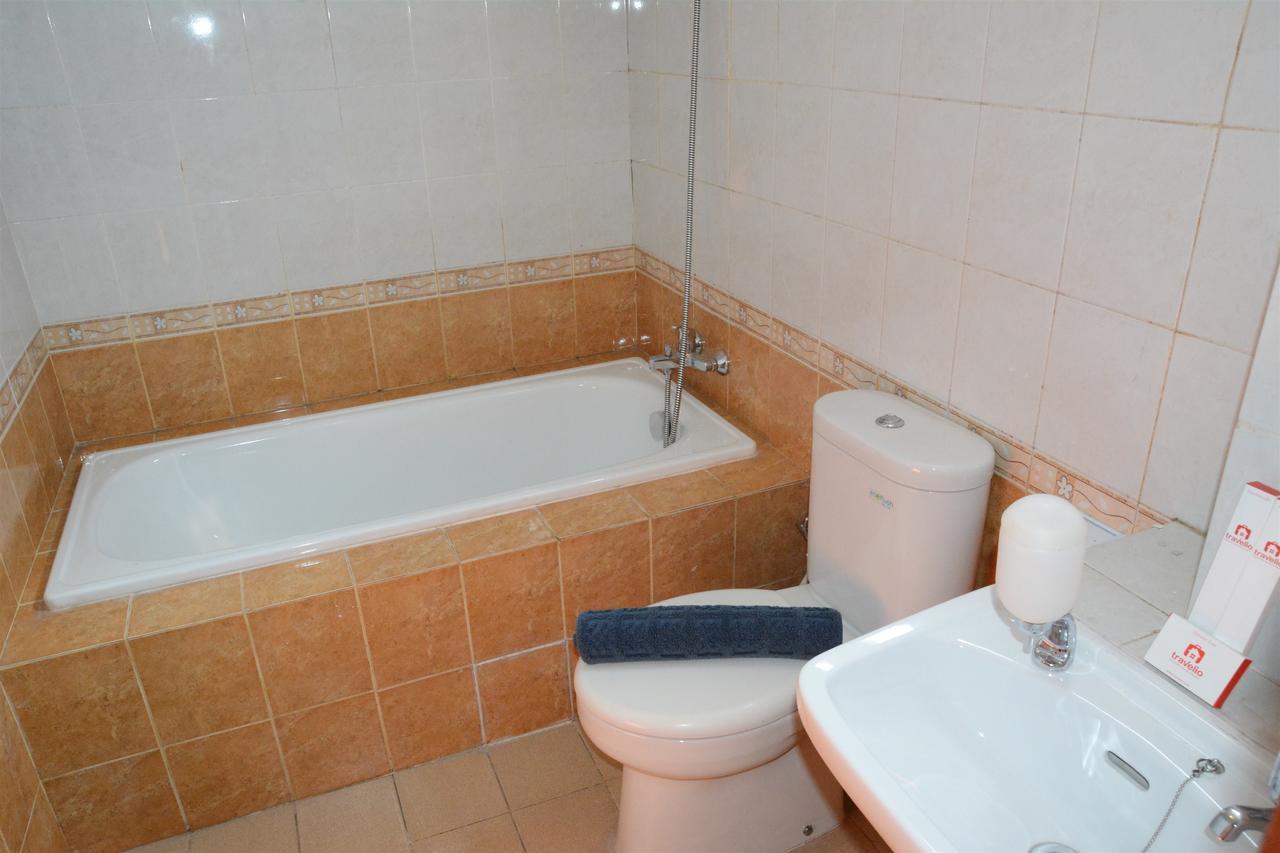 3Br Grand Palace With Private Bathtub By Travelio Jakarta Kültér fotó